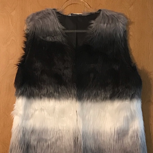 Peter Nygard Petite Faux Mink Hooded Lined Fur Coat Vest Sizes 4P 14P